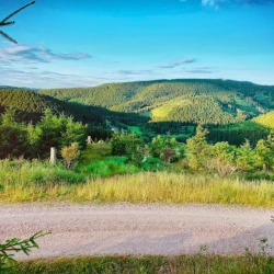 Die Stadt Ilmenau während einer Radreise auf dem Ilmtalradweg